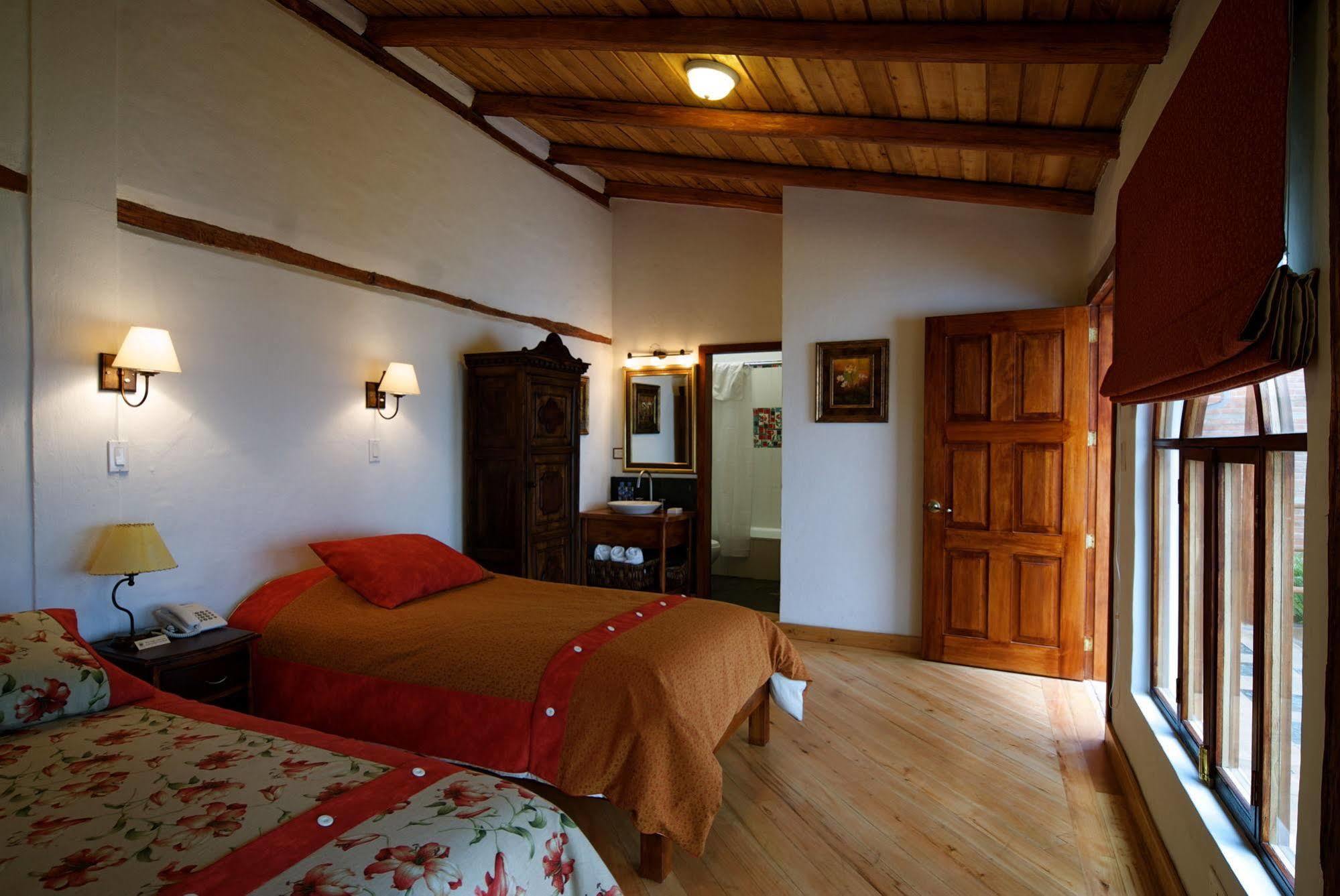 Boutique Hotel Casa Foch Кито Екстериор снимка