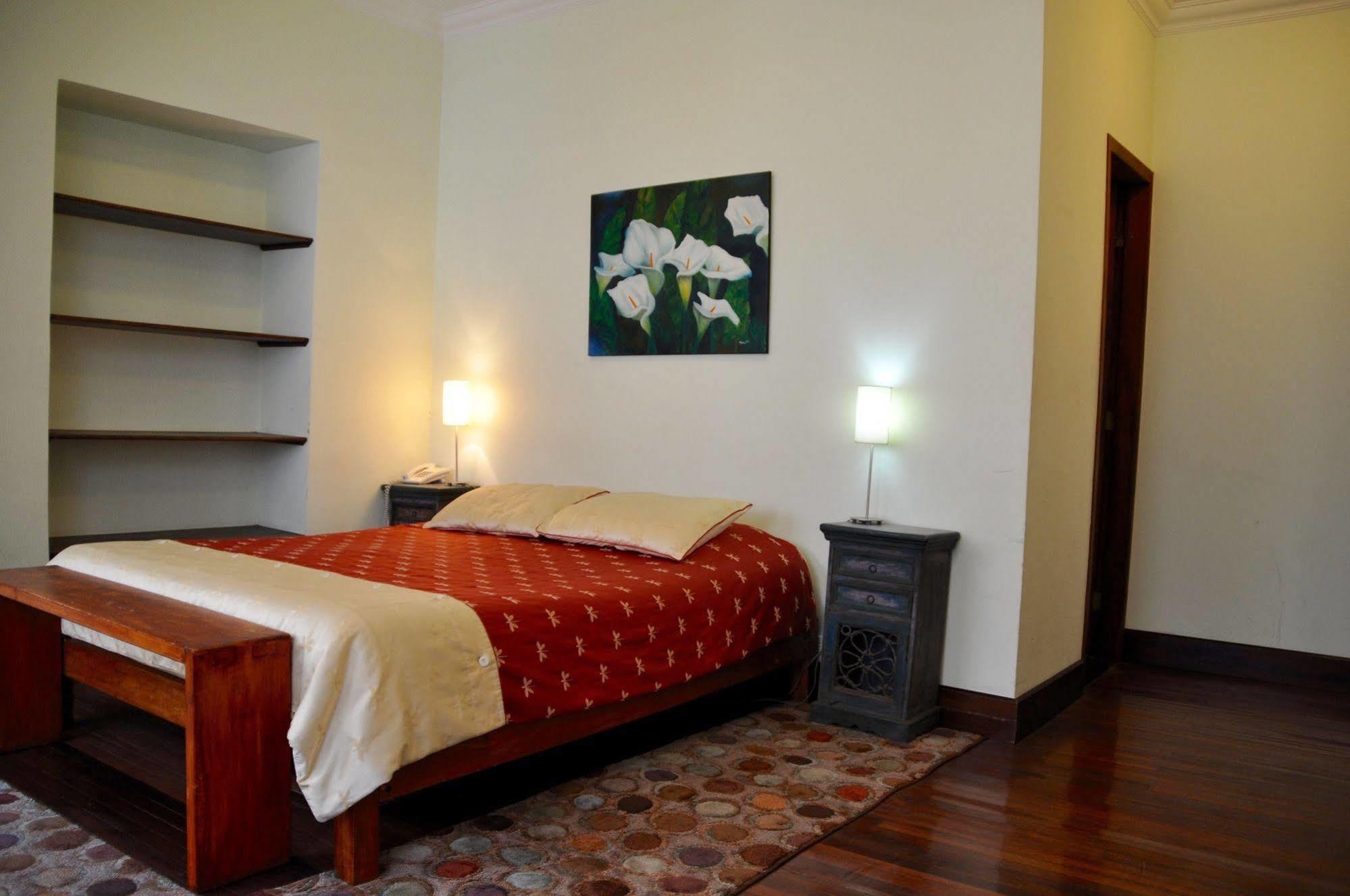 Boutique Hotel Casa Foch Кито Екстериор снимка