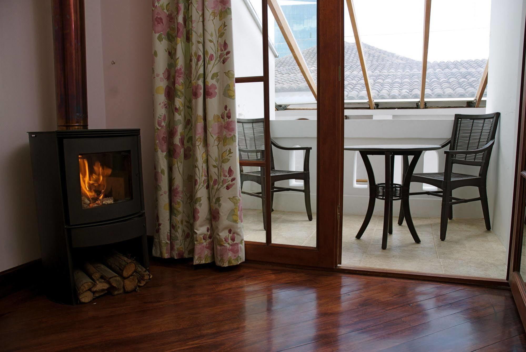 Boutique Hotel Casa Foch Кито Екстериор снимка