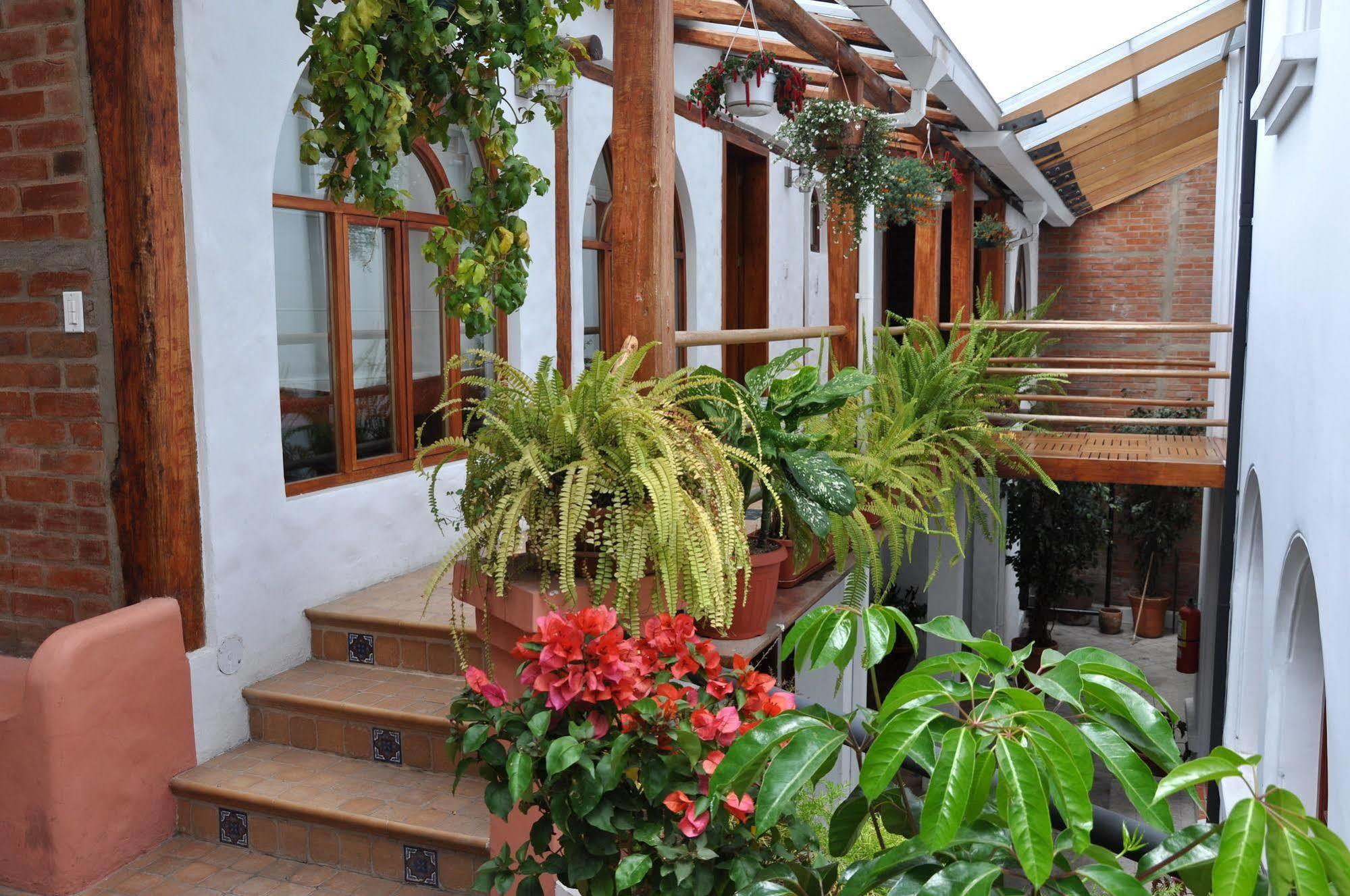 Boutique Hotel Casa Foch Кито Екстериор снимка