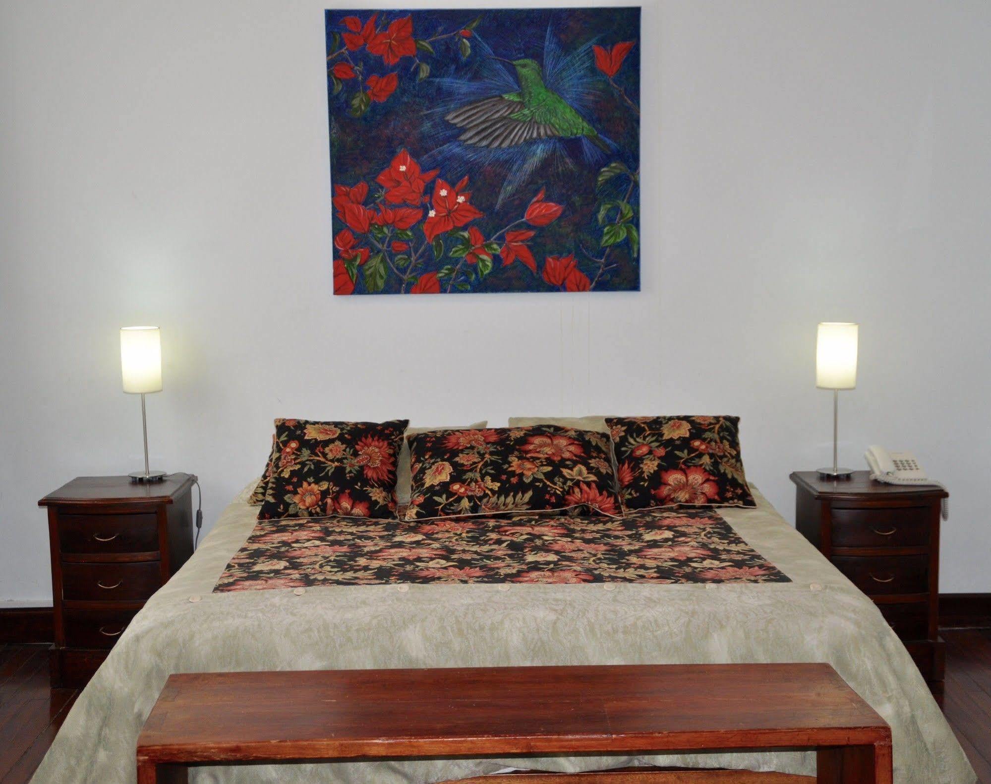 Boutique Hotel Casa Foch Кито Екстериор снимка